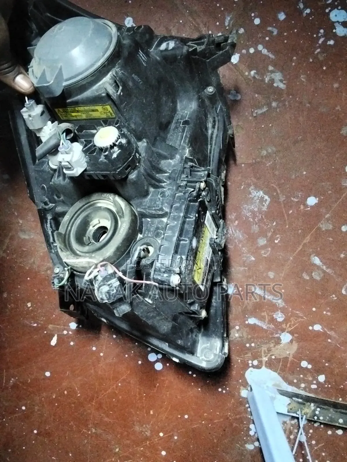 Toyota Avensis 2008 Xenon Headlight