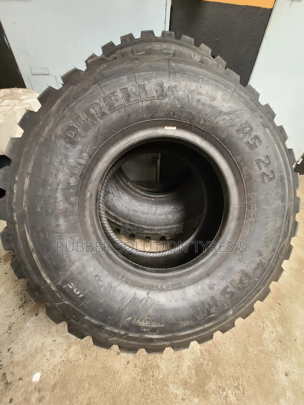 365 /85 R20 Pirelli Tyres Ps22 Pis a/T 18pr
