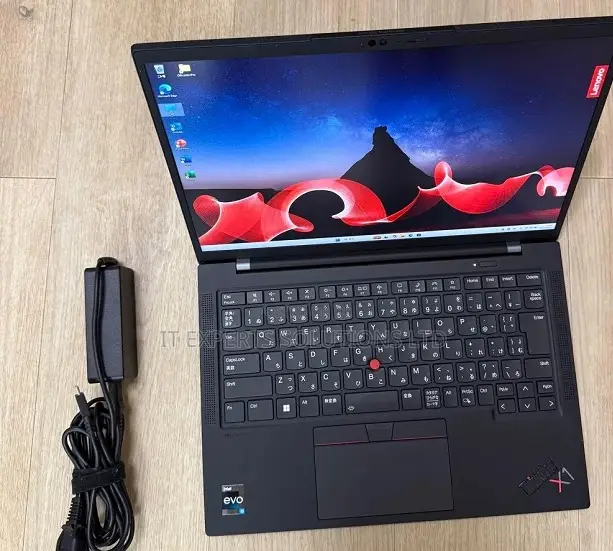New Laptop Lenovo ThinkPad X1 16GB Intel Core Ultra 7 SSD 2T