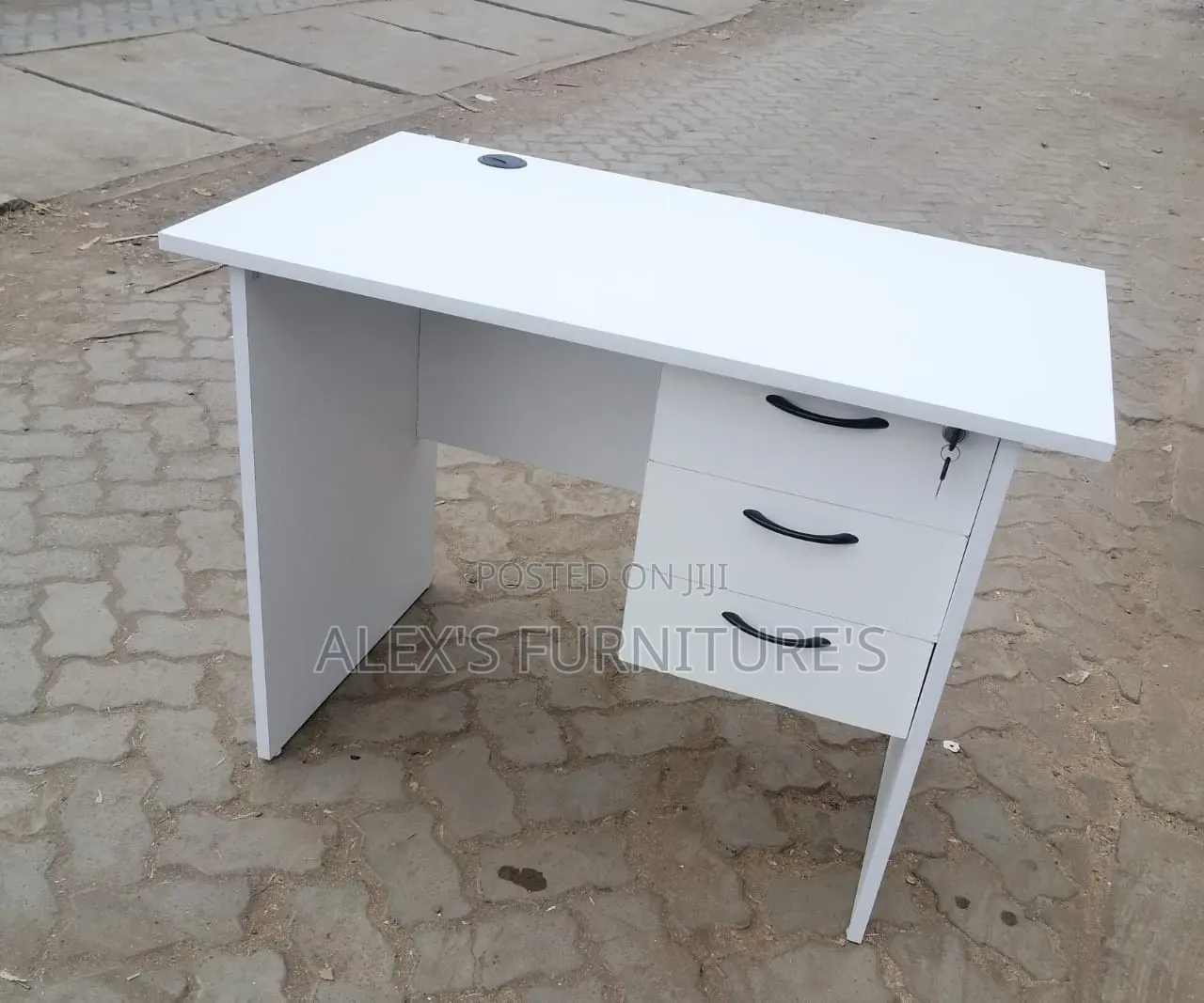 Executive Modern Study Desk With Storage Drawer
