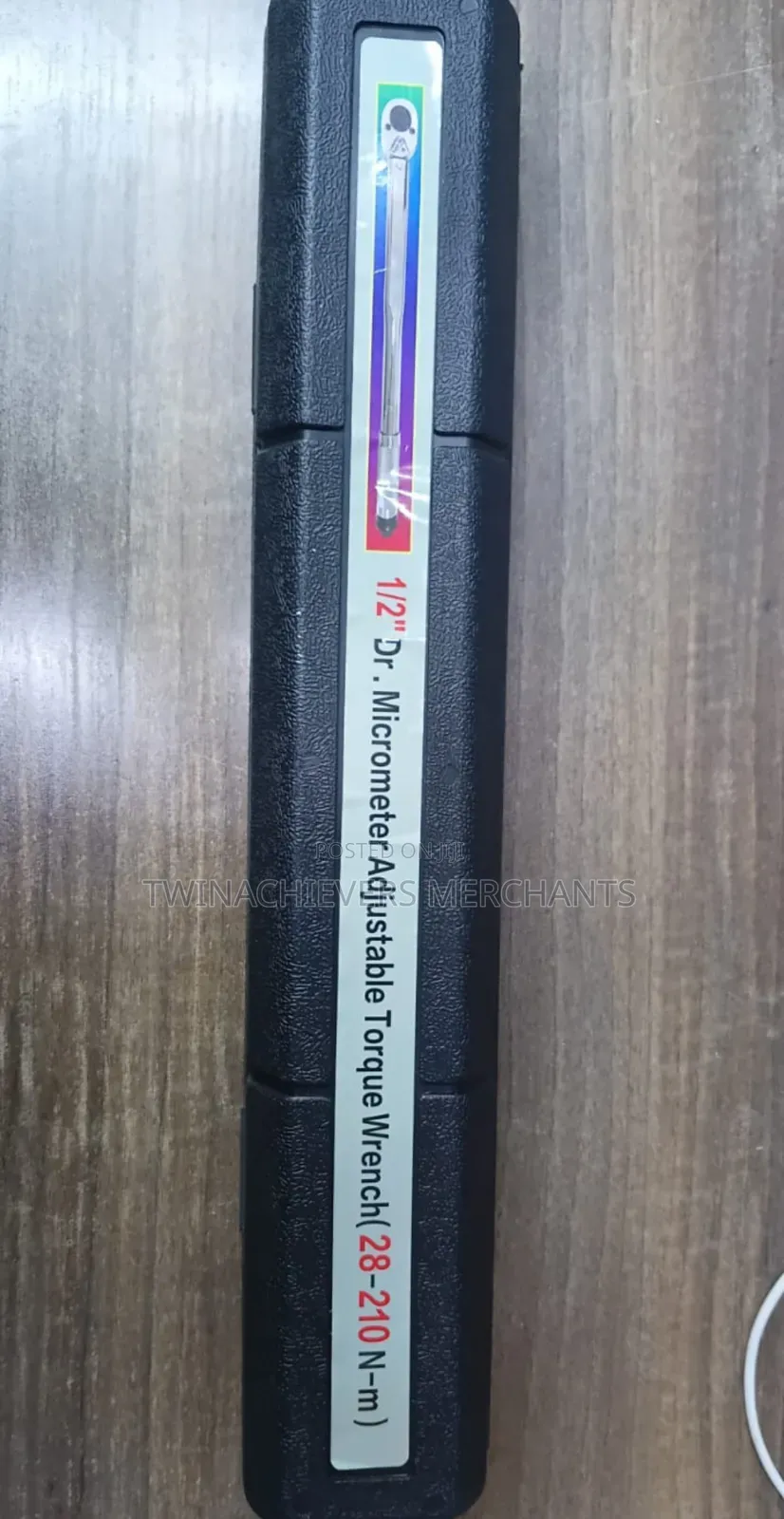 Micrometer Adjustable Click-Type Torque Wrench 1/2'(28-210Nm)