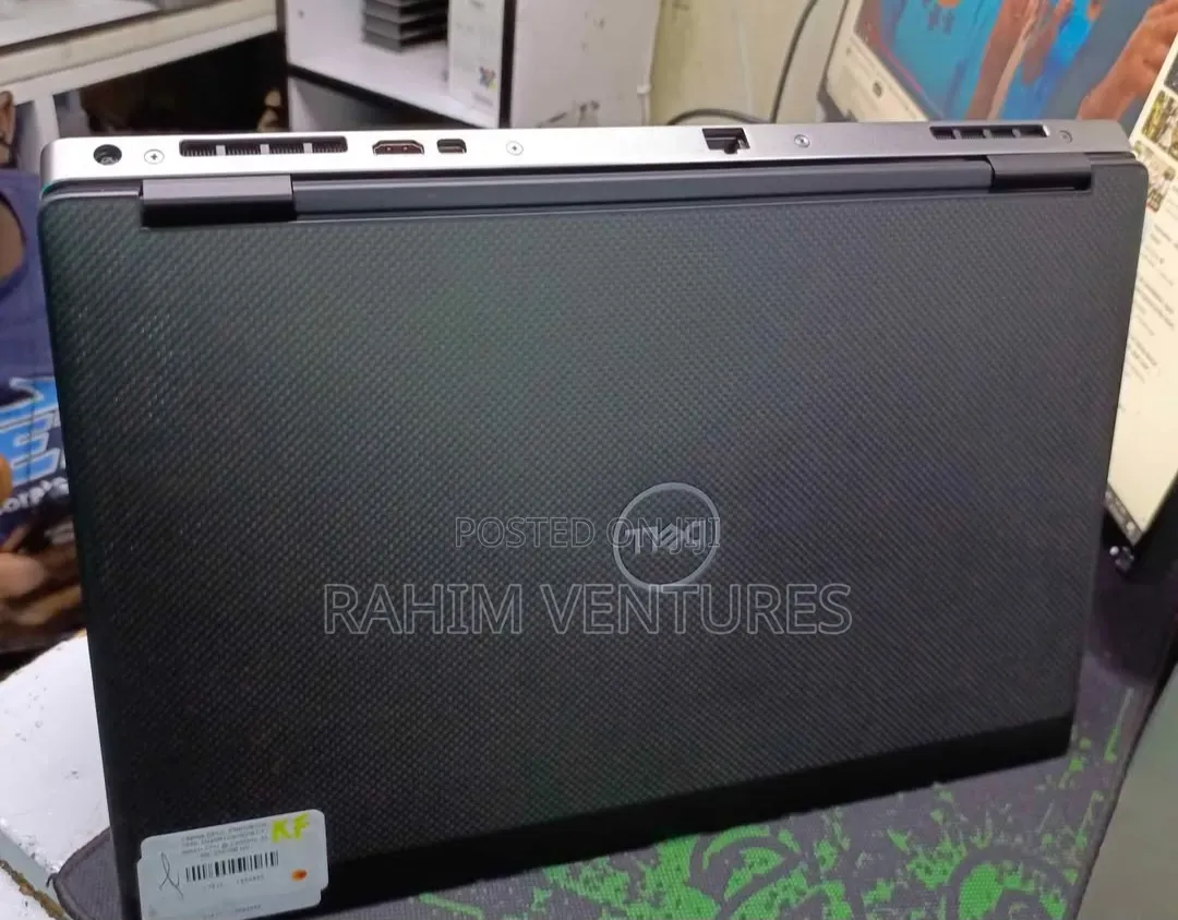 Laptop Dell Inspiron 15 7530 8GB Intel Core i5 SSD 256GB