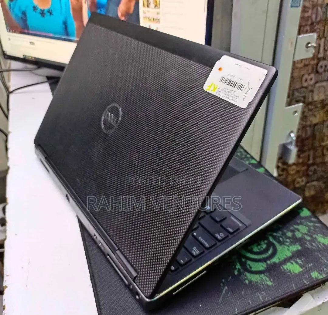 Laptop Dell Inspiron 15 7530 8GB Intel Core i5 SSD 256GB