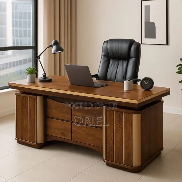 1400mm Executive Office Desk Kenya – Modern Spacious Workstation