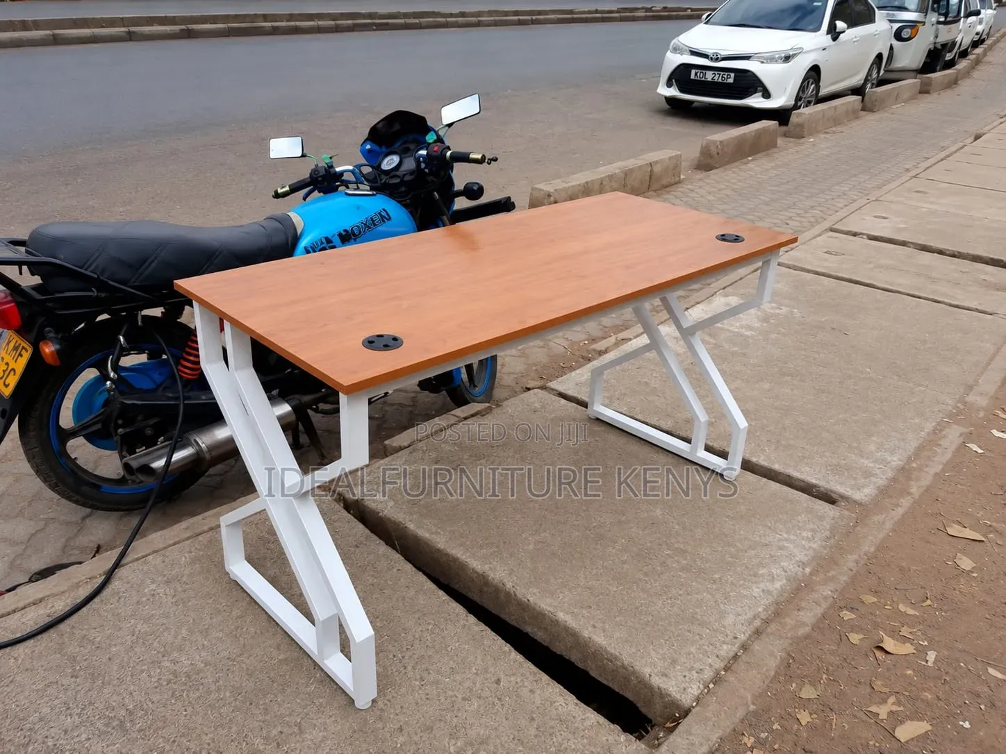 Simple Office Desk