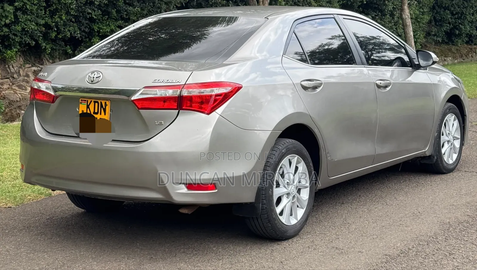Toyota Corolla LE Eco Plus 4dr Sedan (1.8L 4cyl CVT) 2016 Silver