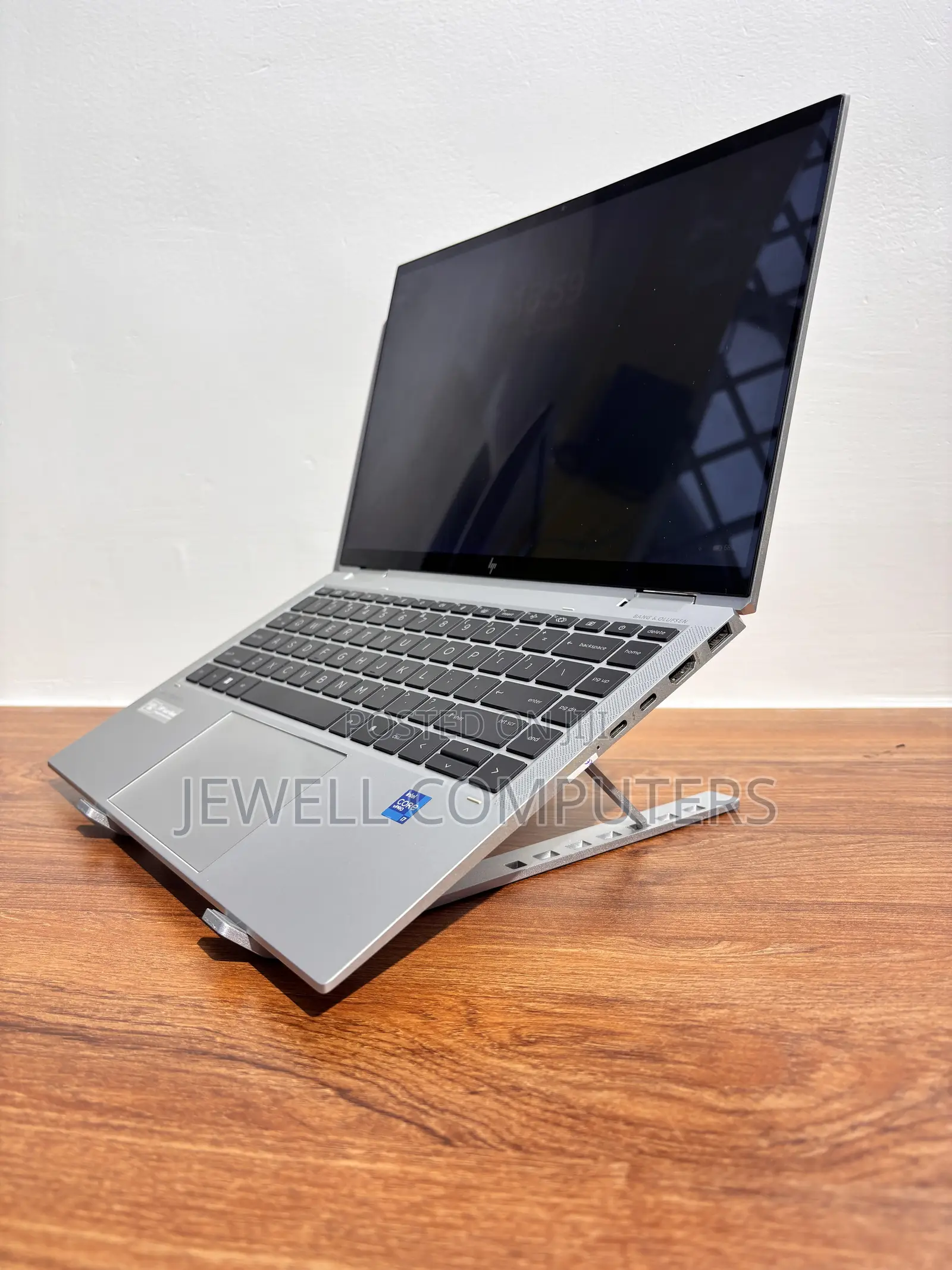Laptop HP EliteBook 1040 G8 16GB Intel Core i7 SSD 512GB