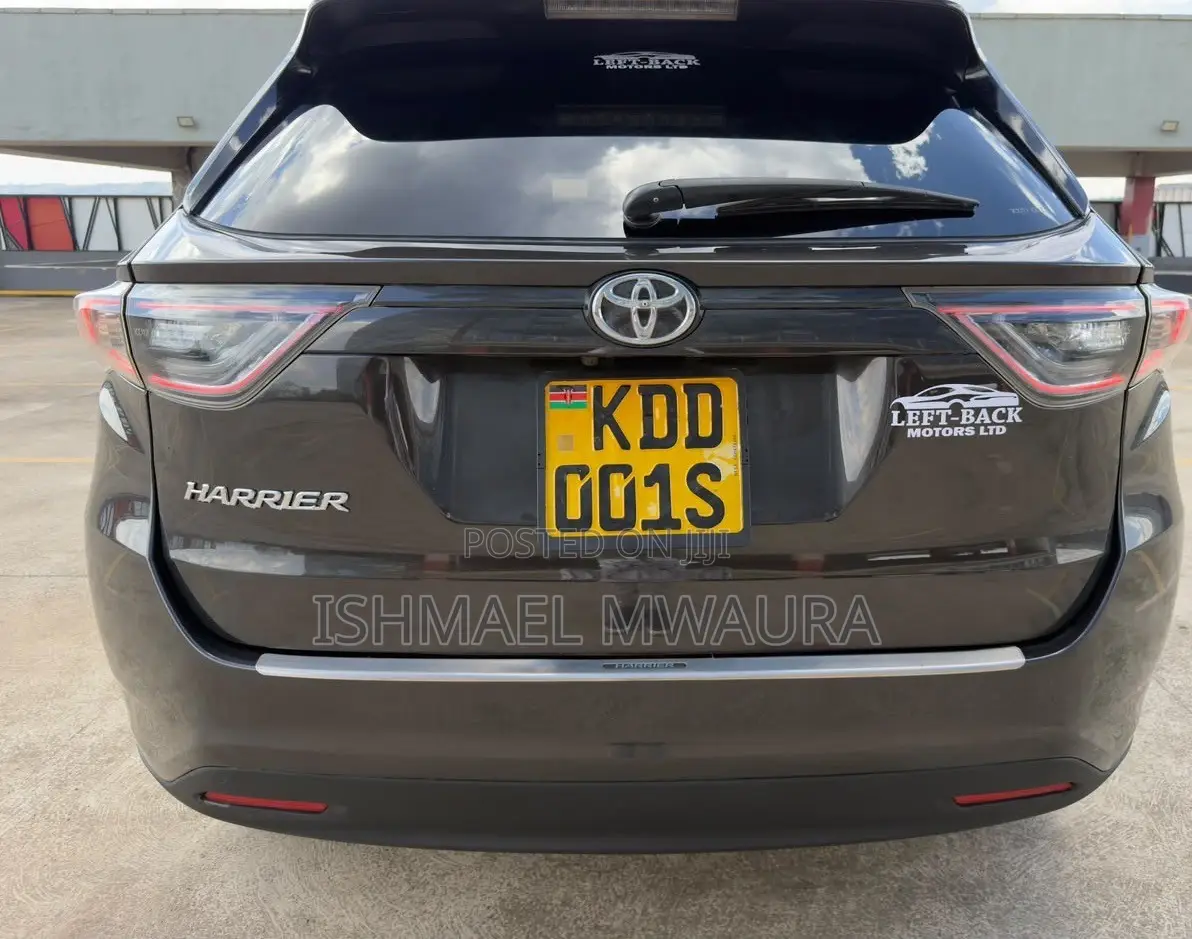 Toyota Harrier 2.0 2014 Black