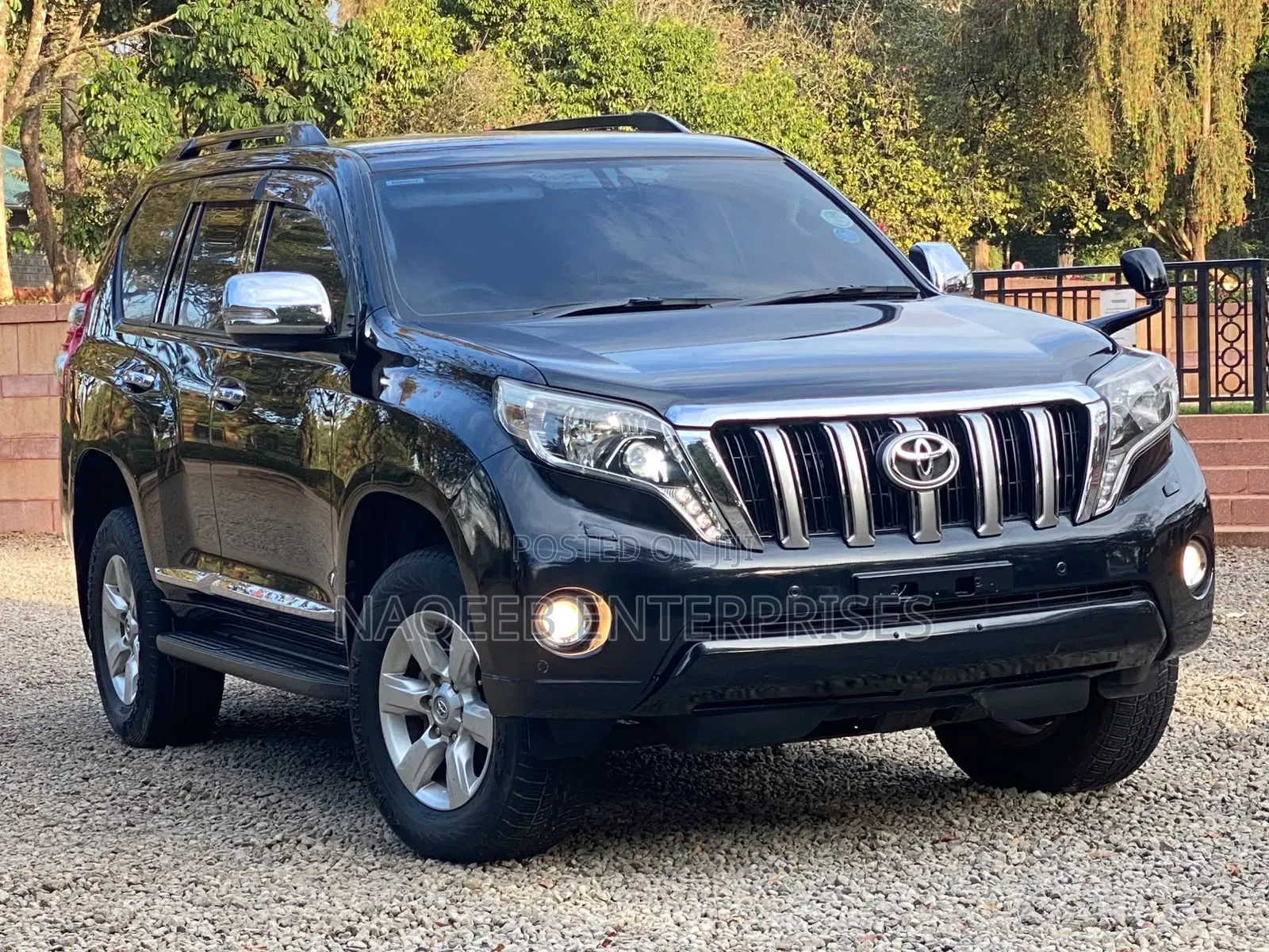 Toyota Land Cruiser Prado 2014 Black
