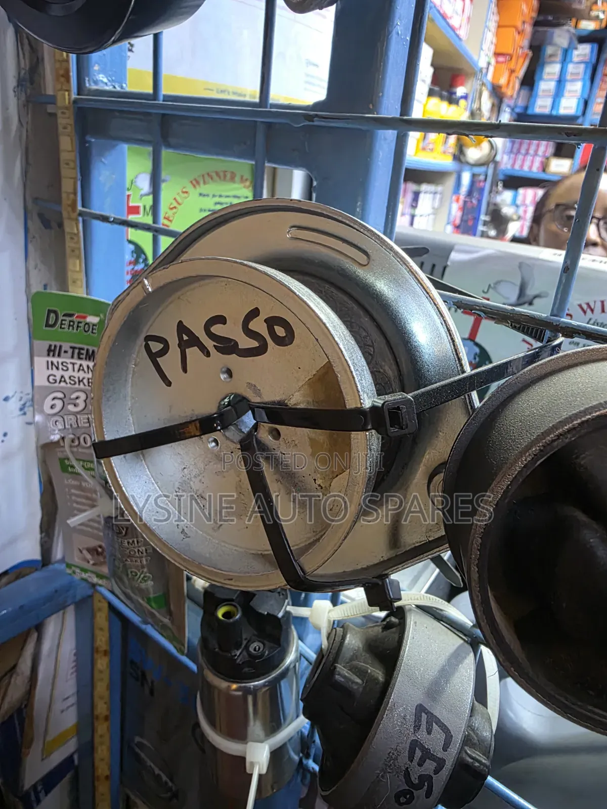 Shock Absober Mounting Passo