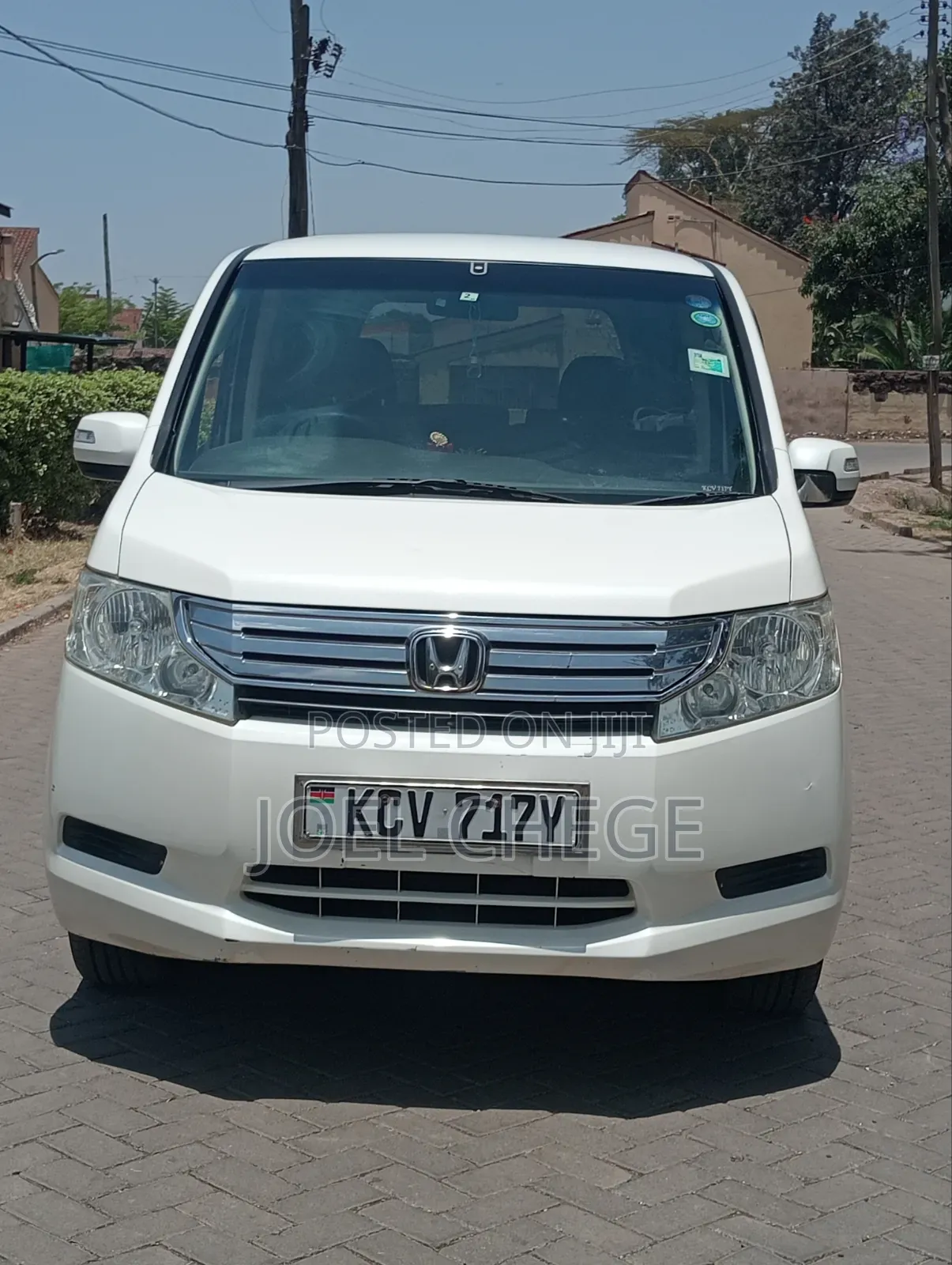 Honda Stepwgn 2012 White