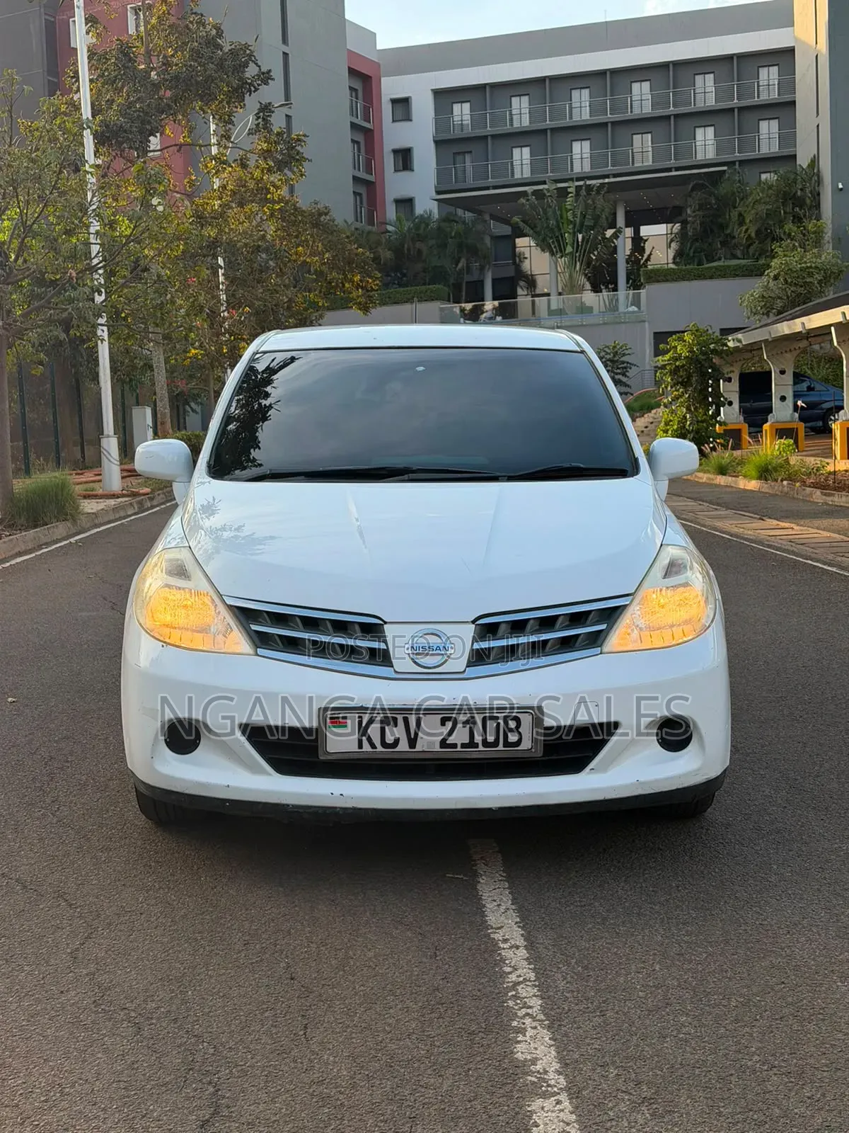 Nissan Tiida 2012 White