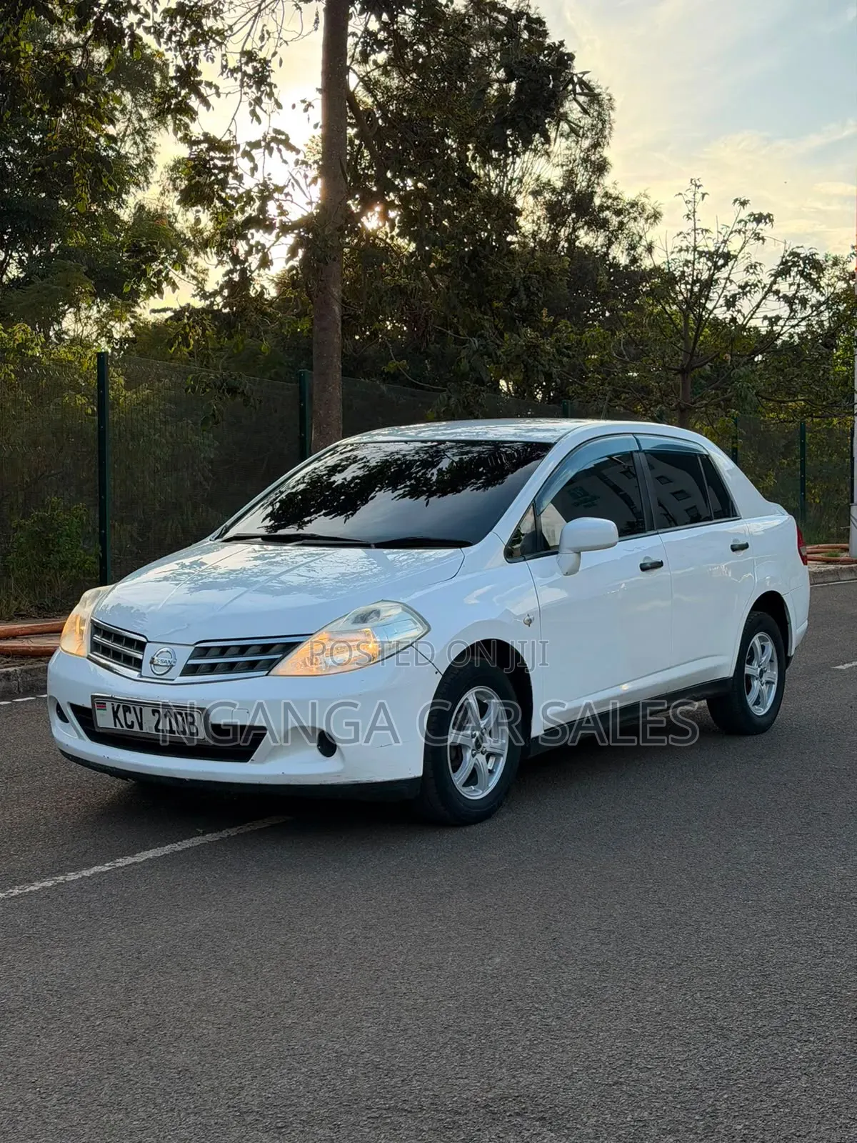 Nissan Tiida 2012 White