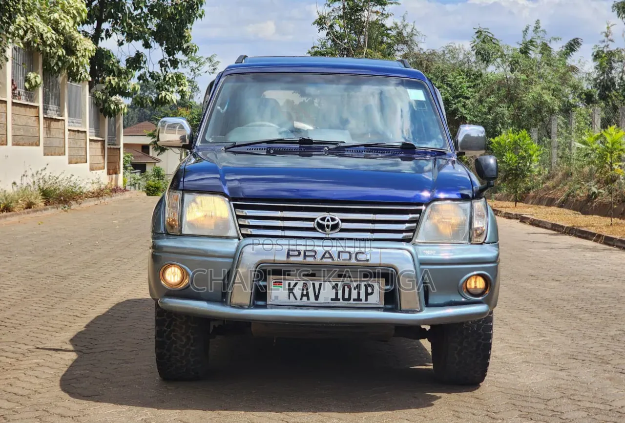 Toyota Land Cruiser Prado 2000 Blue