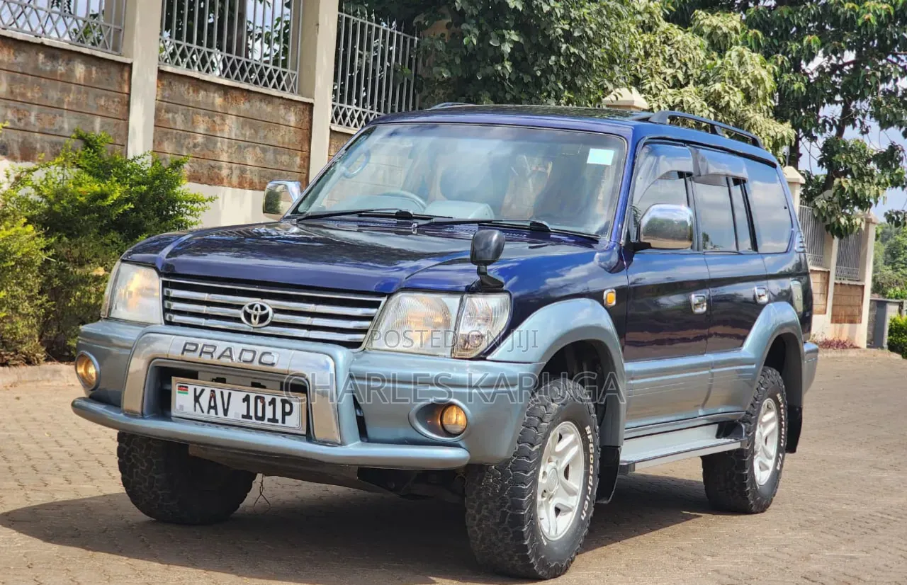 Toyota Land Cruiser Prado 2000 Blue