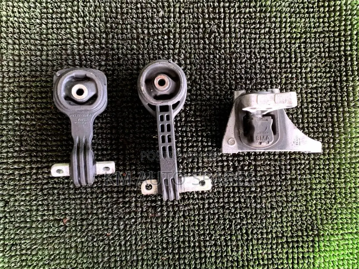 Honda Stream Gearbox Mount.