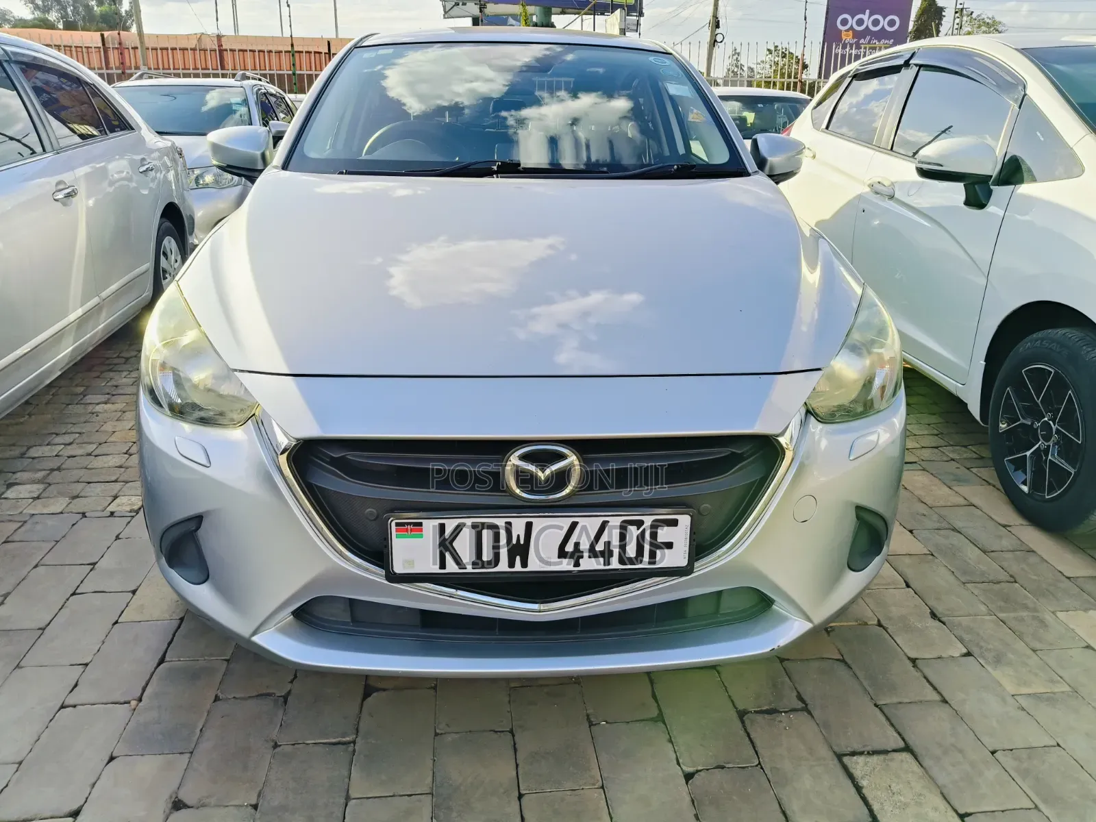 Mazda Demio 2018 Silver