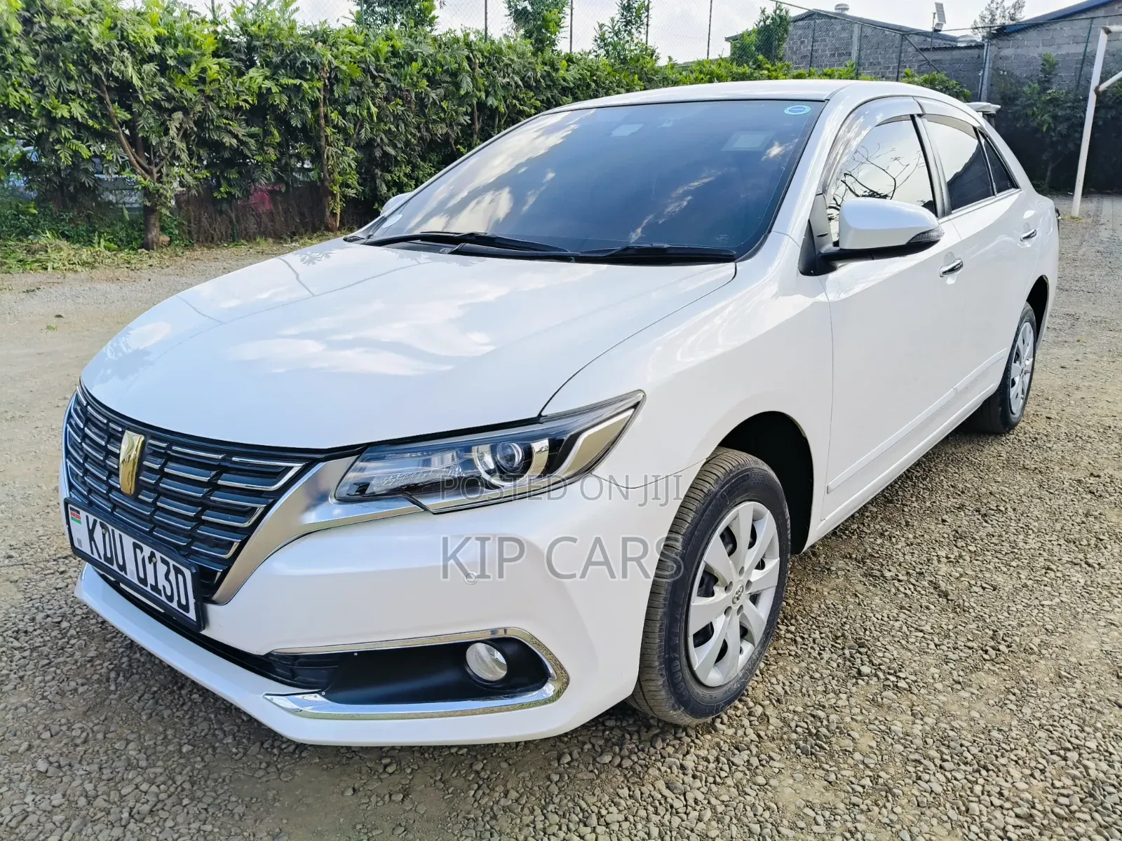 Toyota Premio 1.5 FWD 2018 White