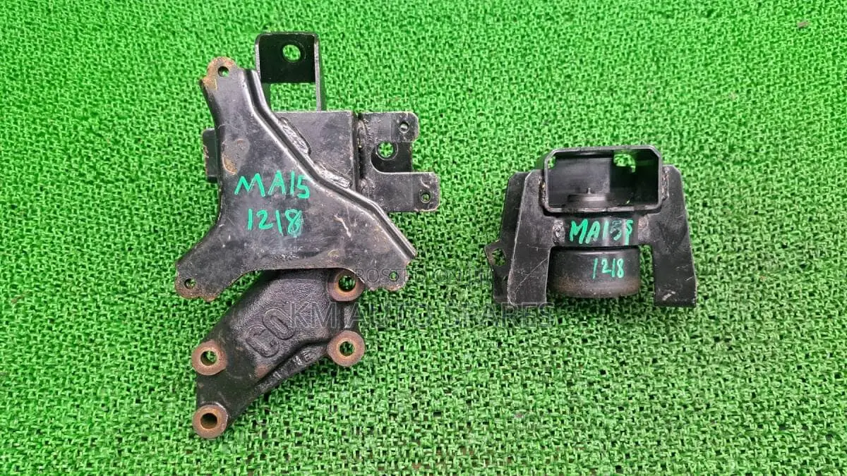 Suzuki Solio Gearbox Mount.