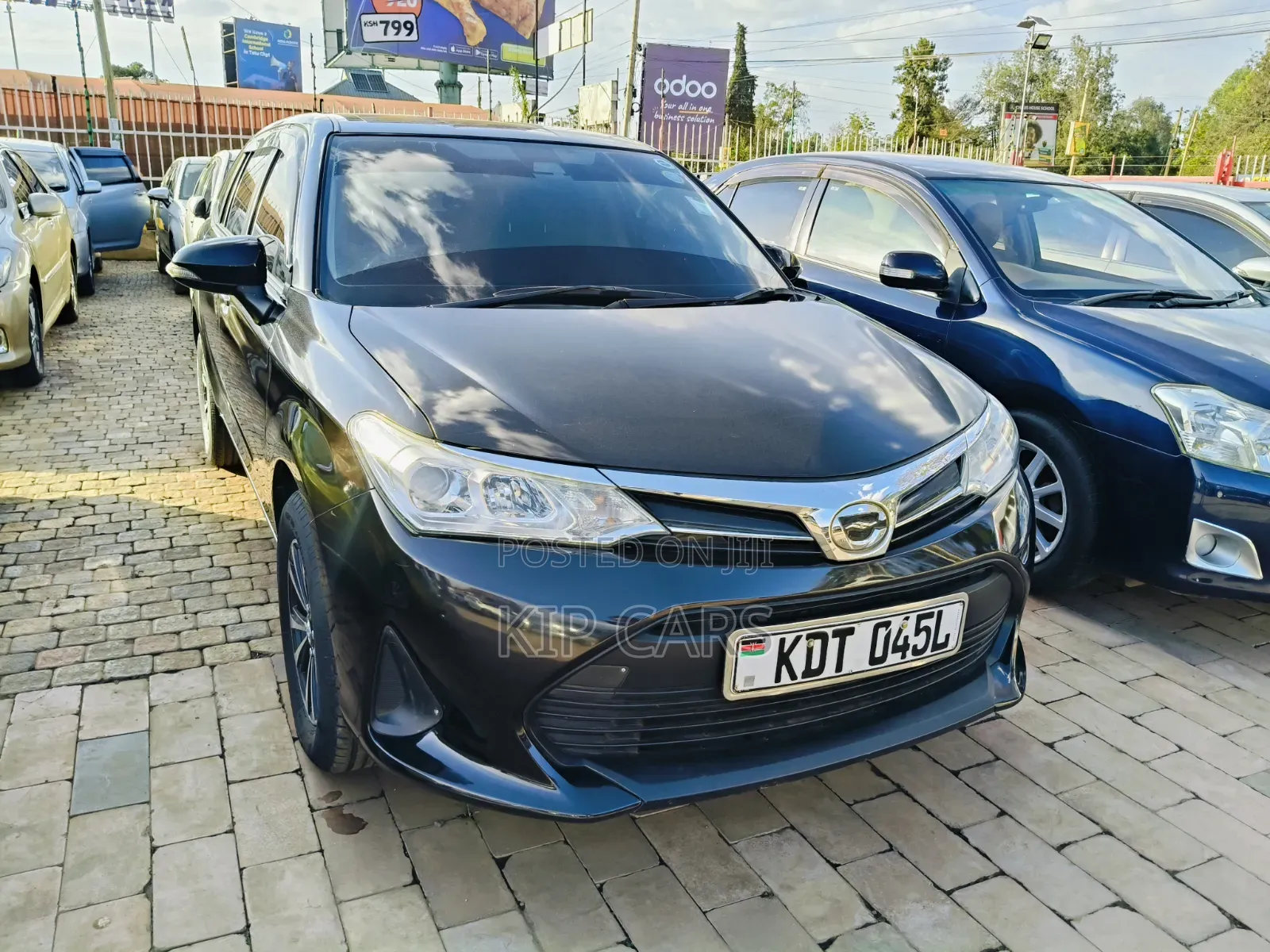 Toyota Corolla Fielder 1.5 Petrol FWD 2017 Black