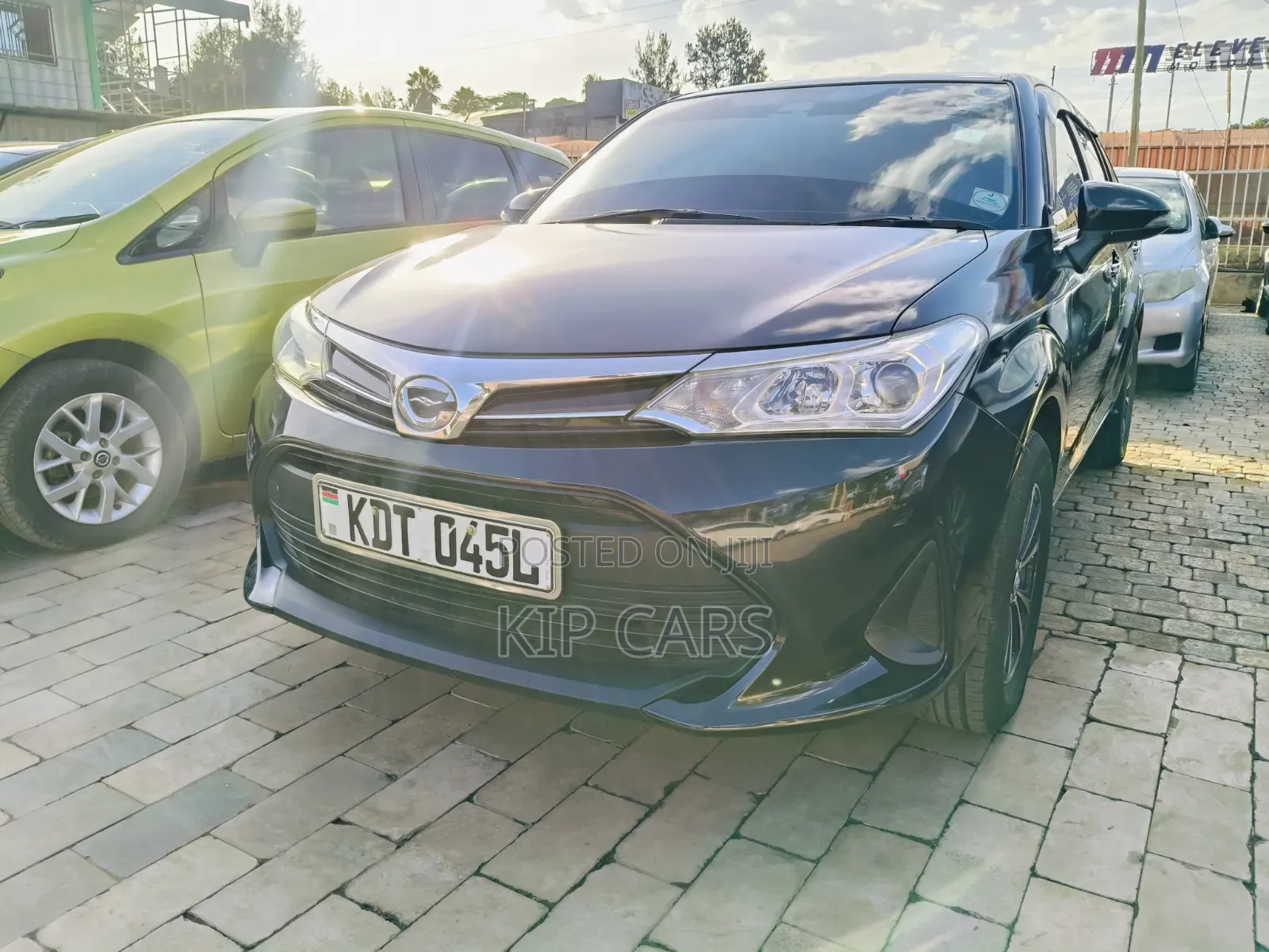 Toyota Corolla Fielder 1.5 Petrol FWD 2017 Black