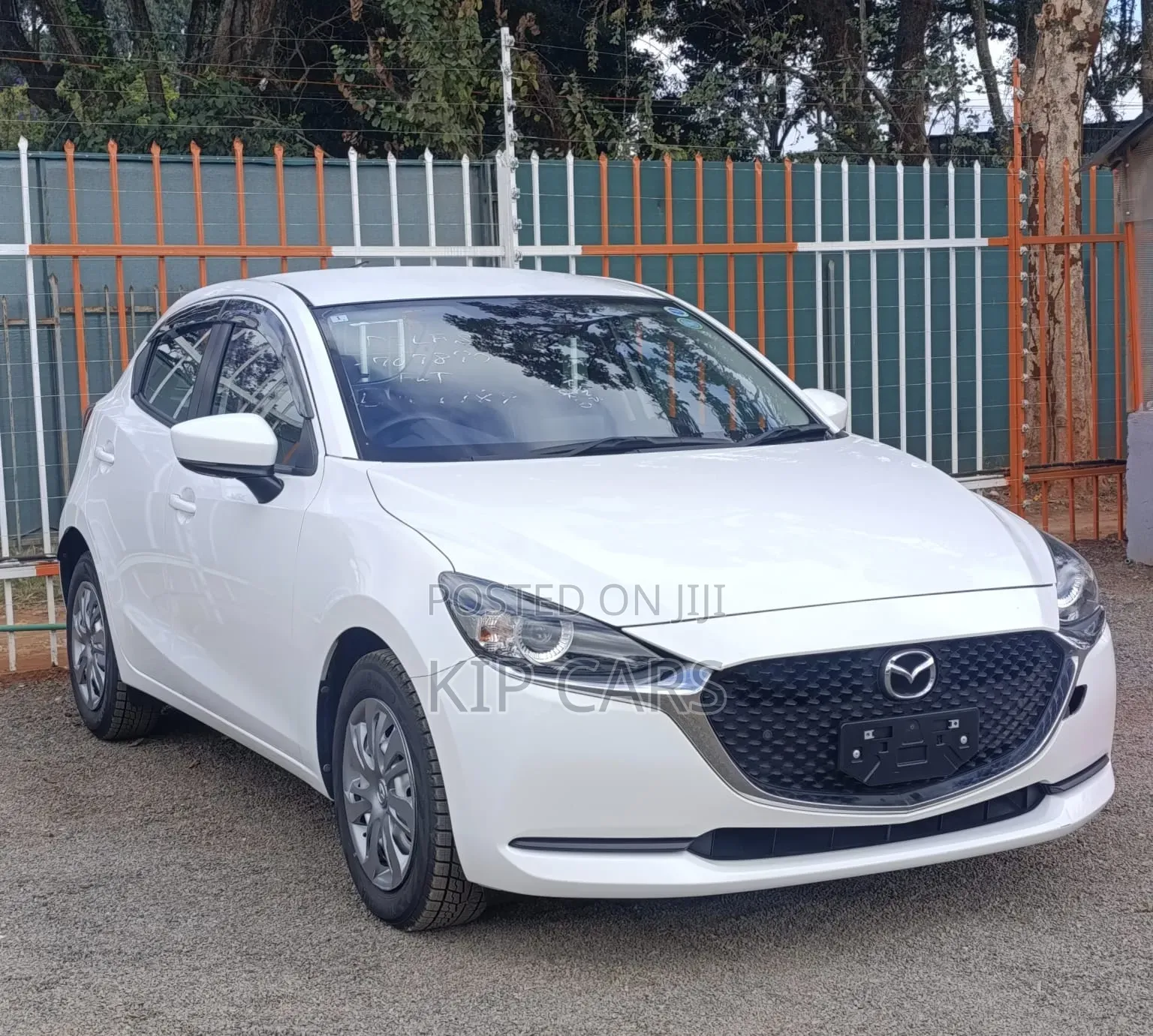 Mazda 2 2020 White