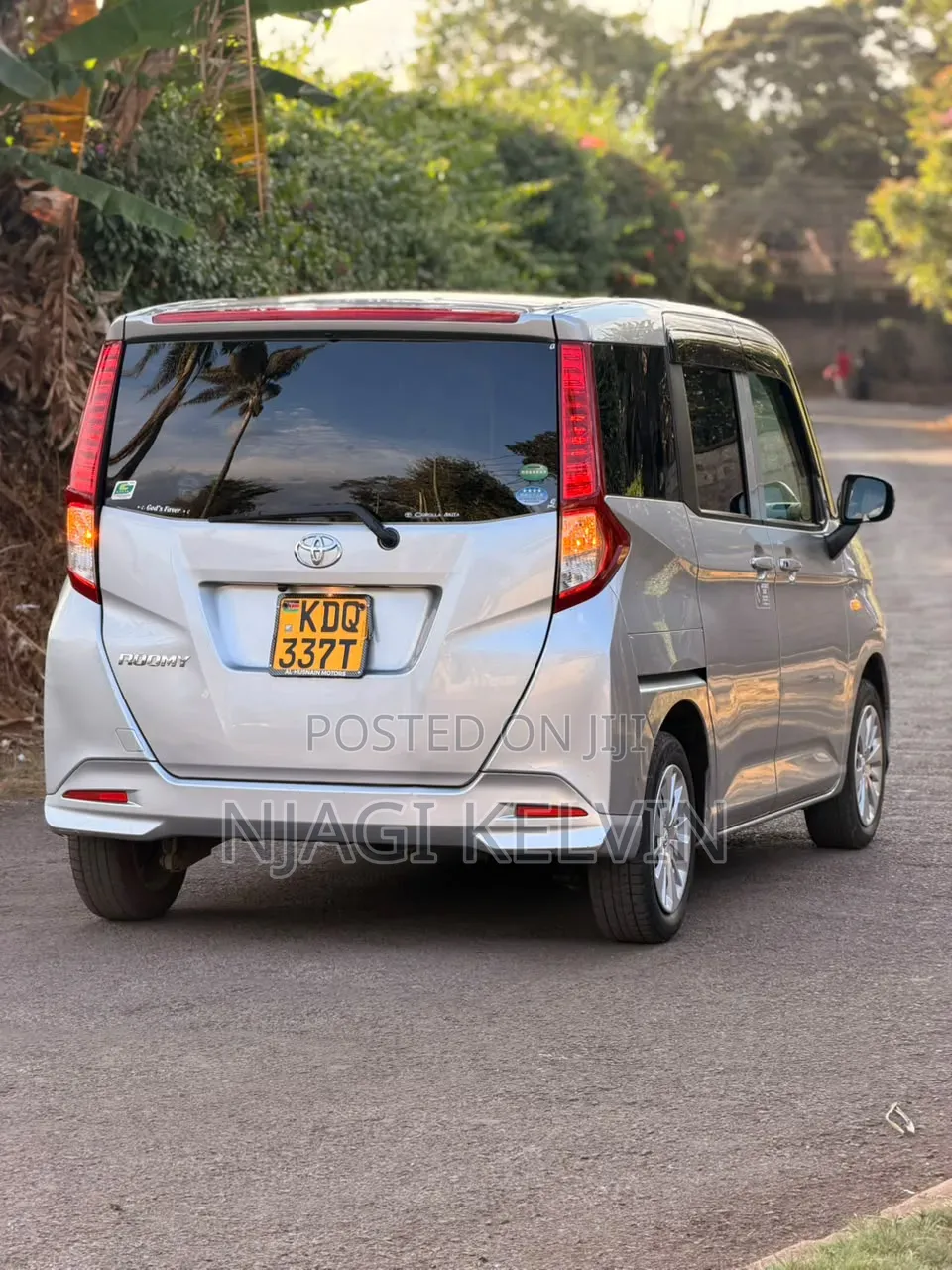 Toyota Roomy 2017 Silver