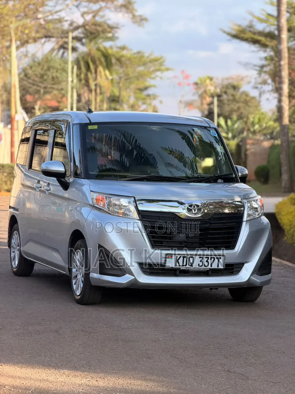 Toyota Roomy 2017 Silver