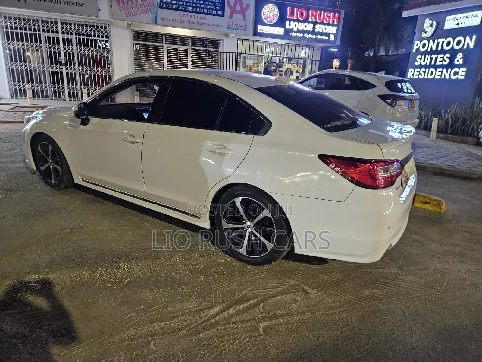 Subaru Legacy 2016 White