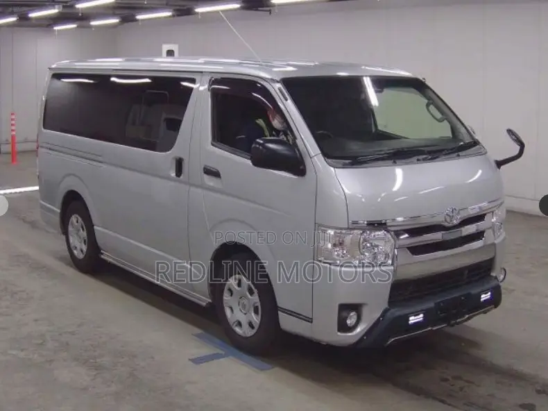 Toyota HiAce 2019 Silver