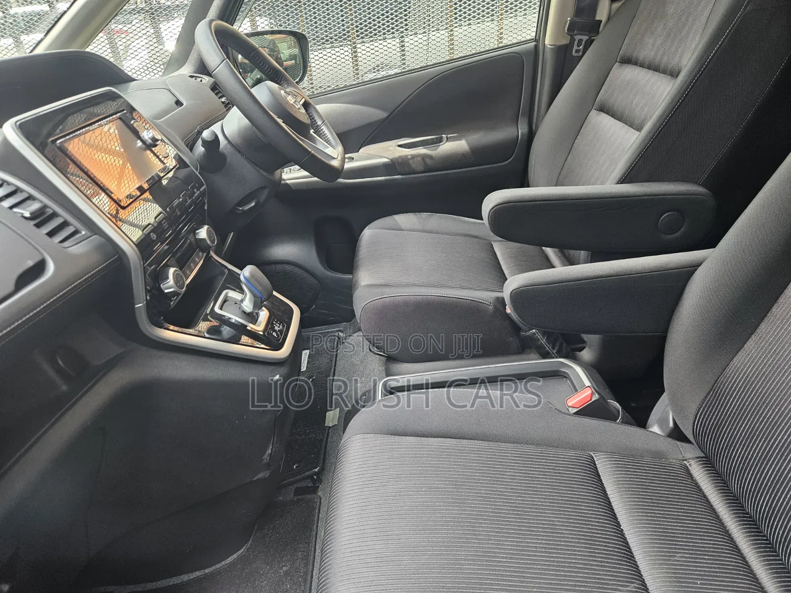 Nissan Serena 2020 Black