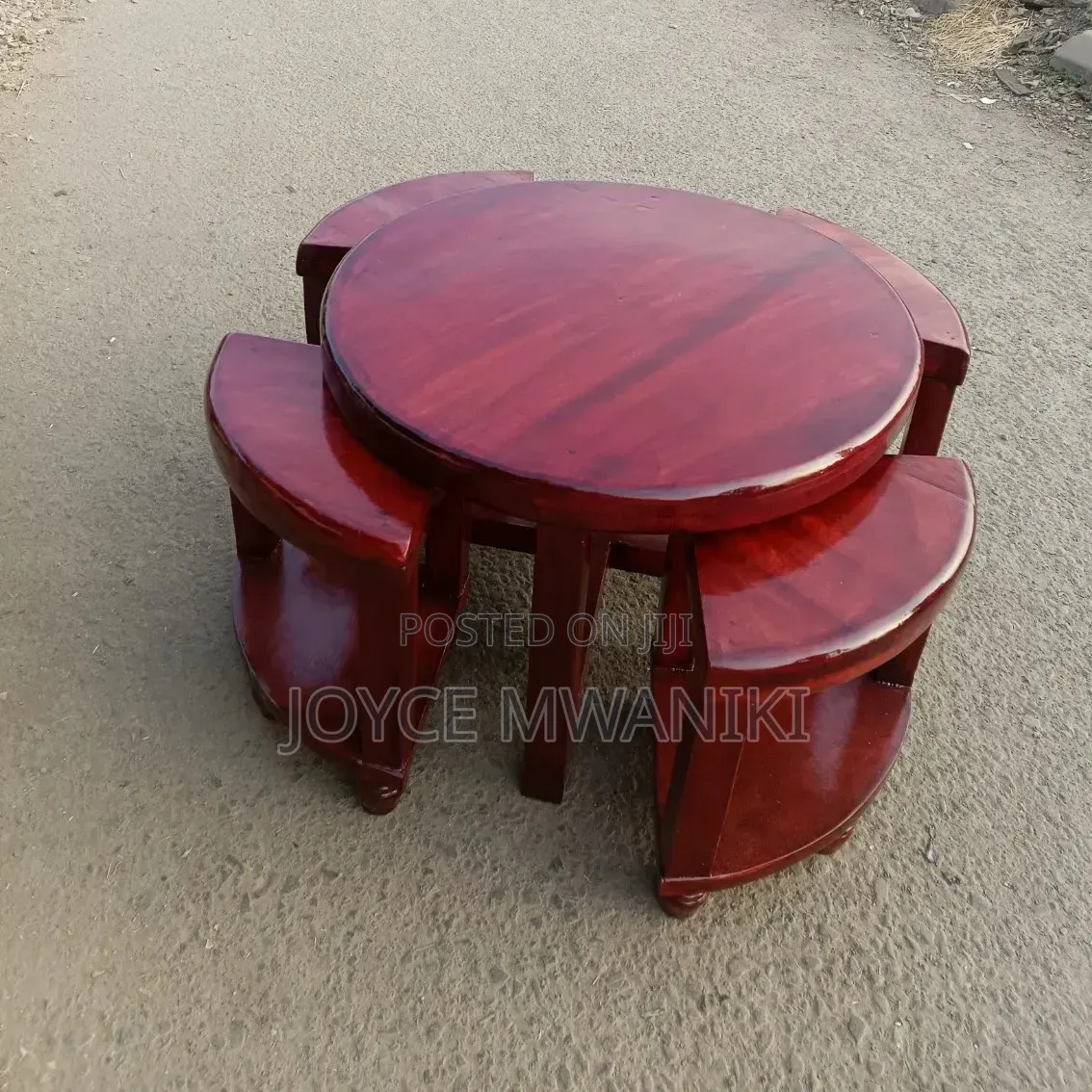 Solid Wood Mahogany Coffee Table With 4 Stools 