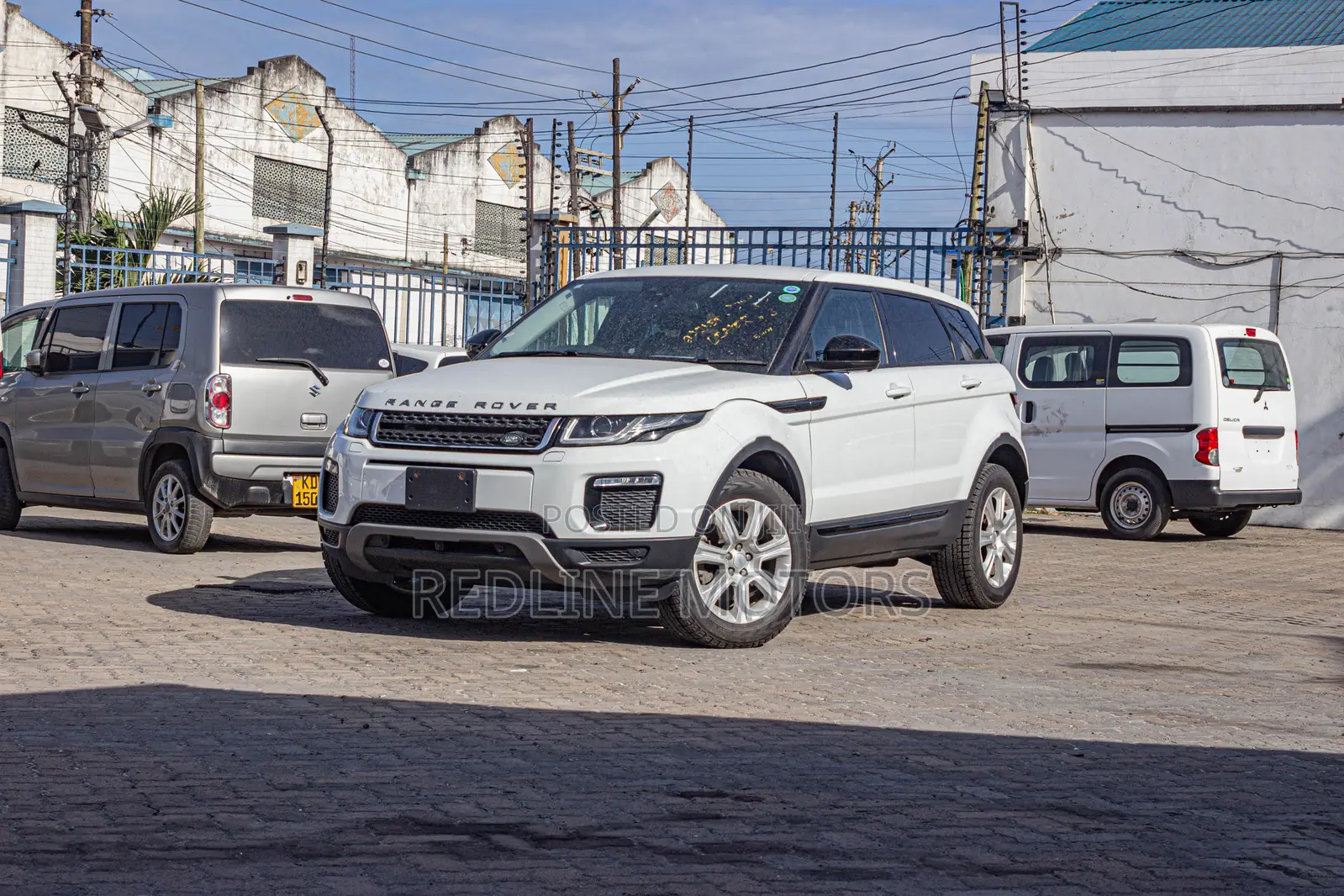 Land Rover Range Rover Evoque SE 4x4 5-Door 2019 White