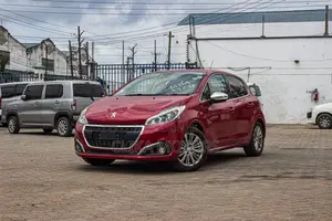 Peugeot 208 2019 Red