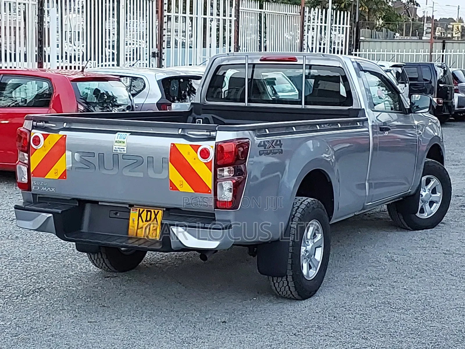 Isuzu D-MAX 2026 Silver