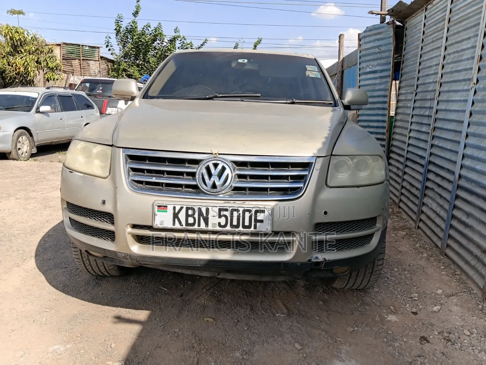 Volkswagen Touareg 2009 Gold