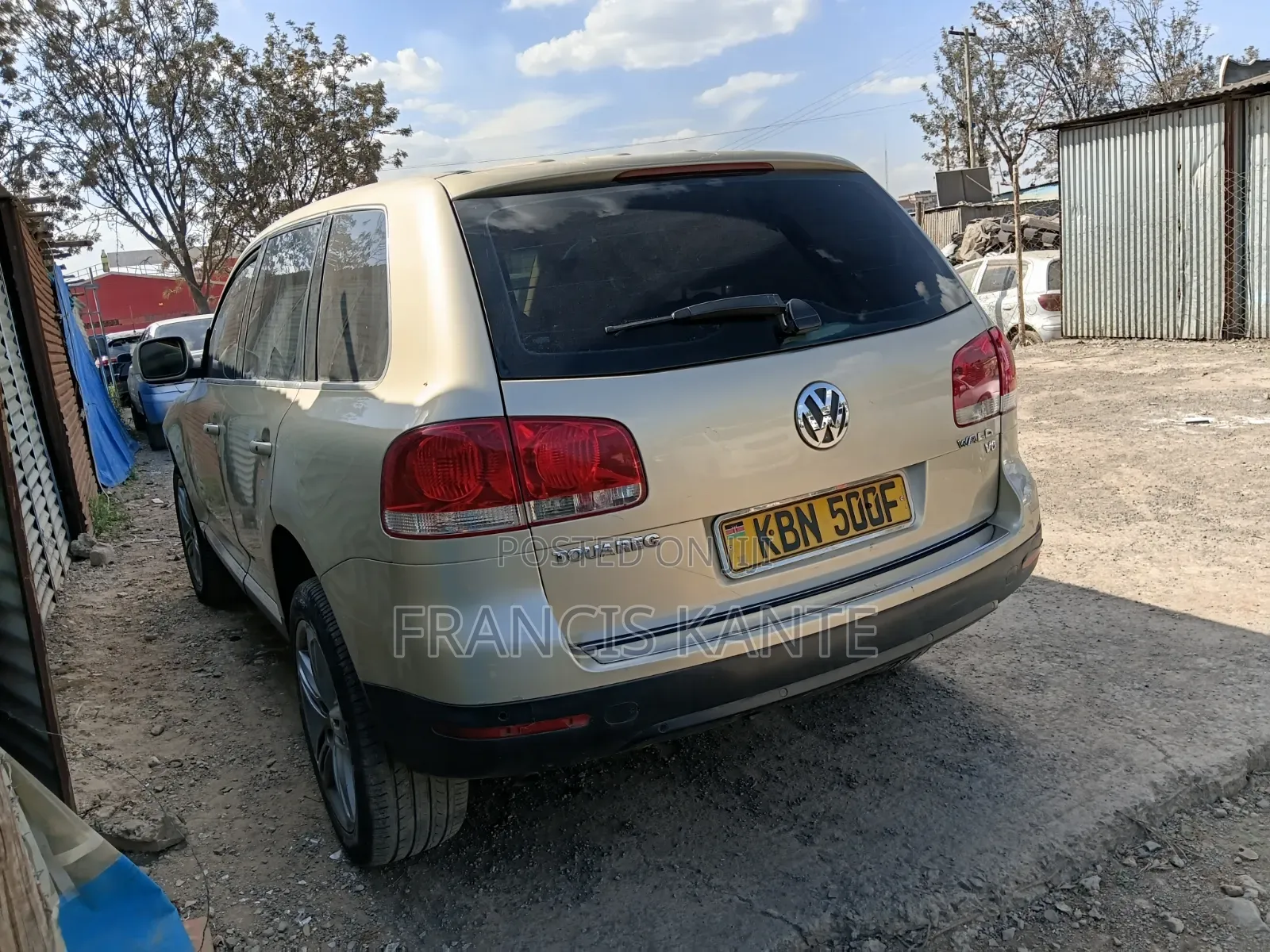 Volkswagen Touareg 2009 Gold