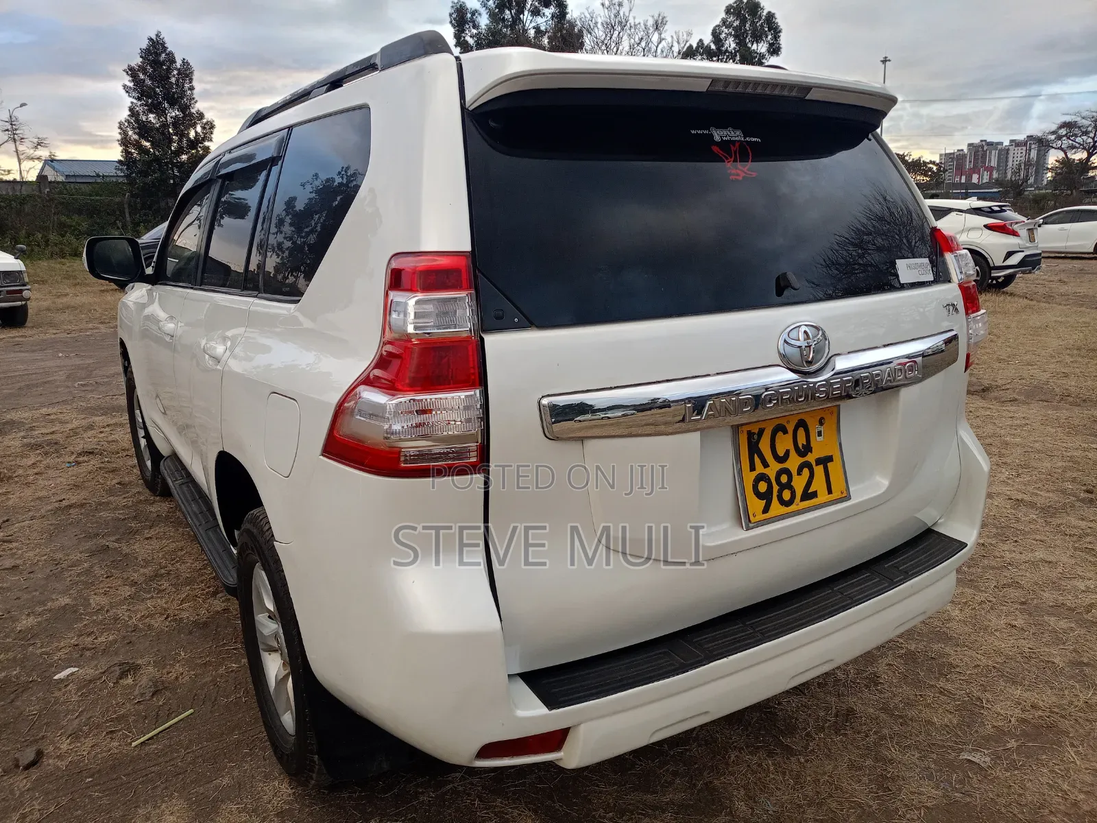 Toyota Land Cruiser Prado 2012 Pearl