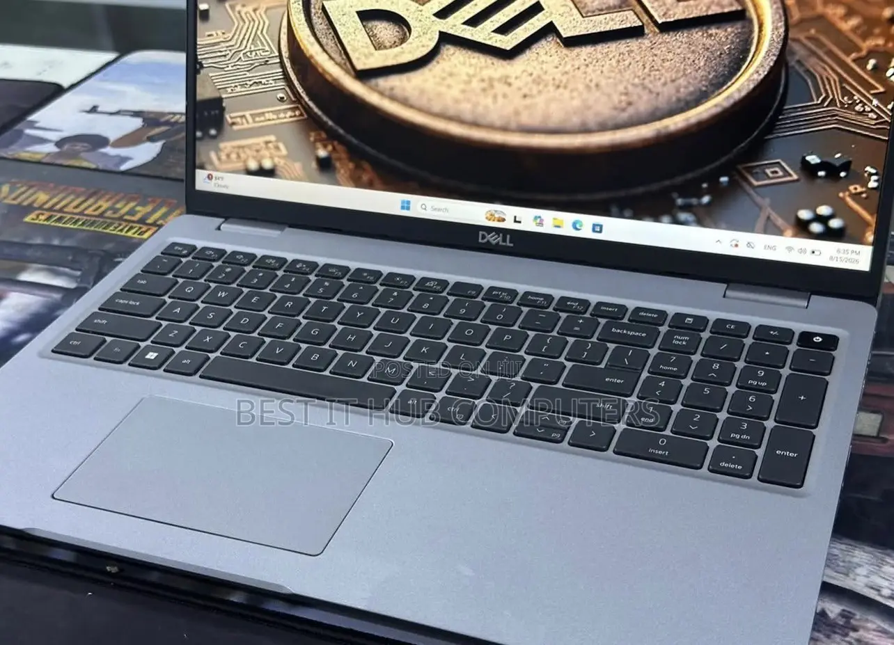 Laptop Dell Precision 5530 8GB Intel Core i7 SSD 256GB