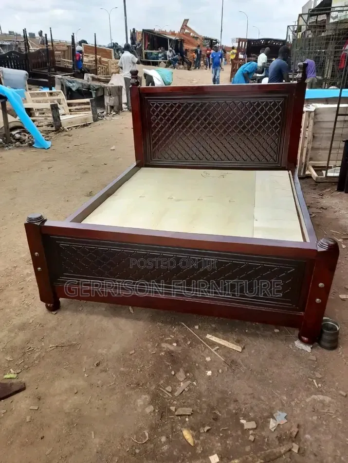 Stain Mahogany Panel 5*6 Bed
