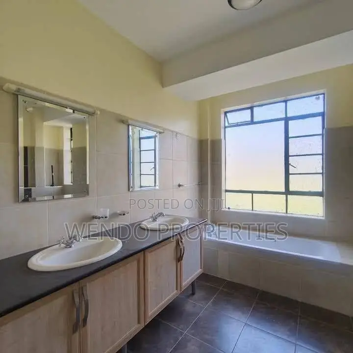 3bdrm Apartment in Kileleshwa for rent