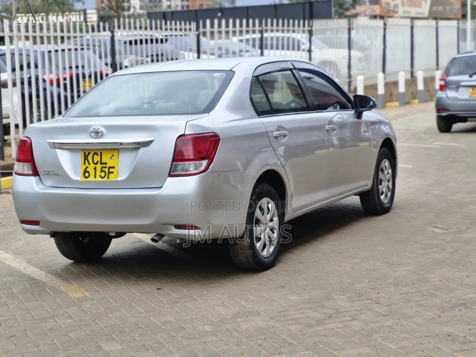 Toyota Axio 2010 Silver
