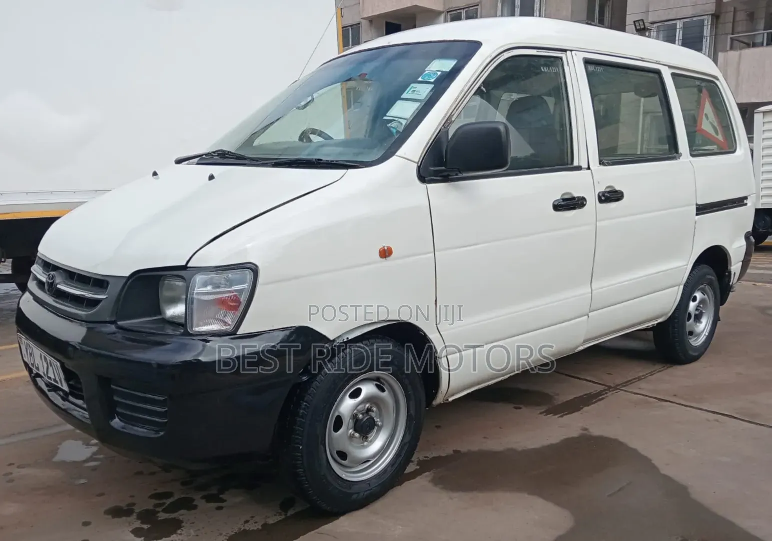Toyota TownAce 2004 White