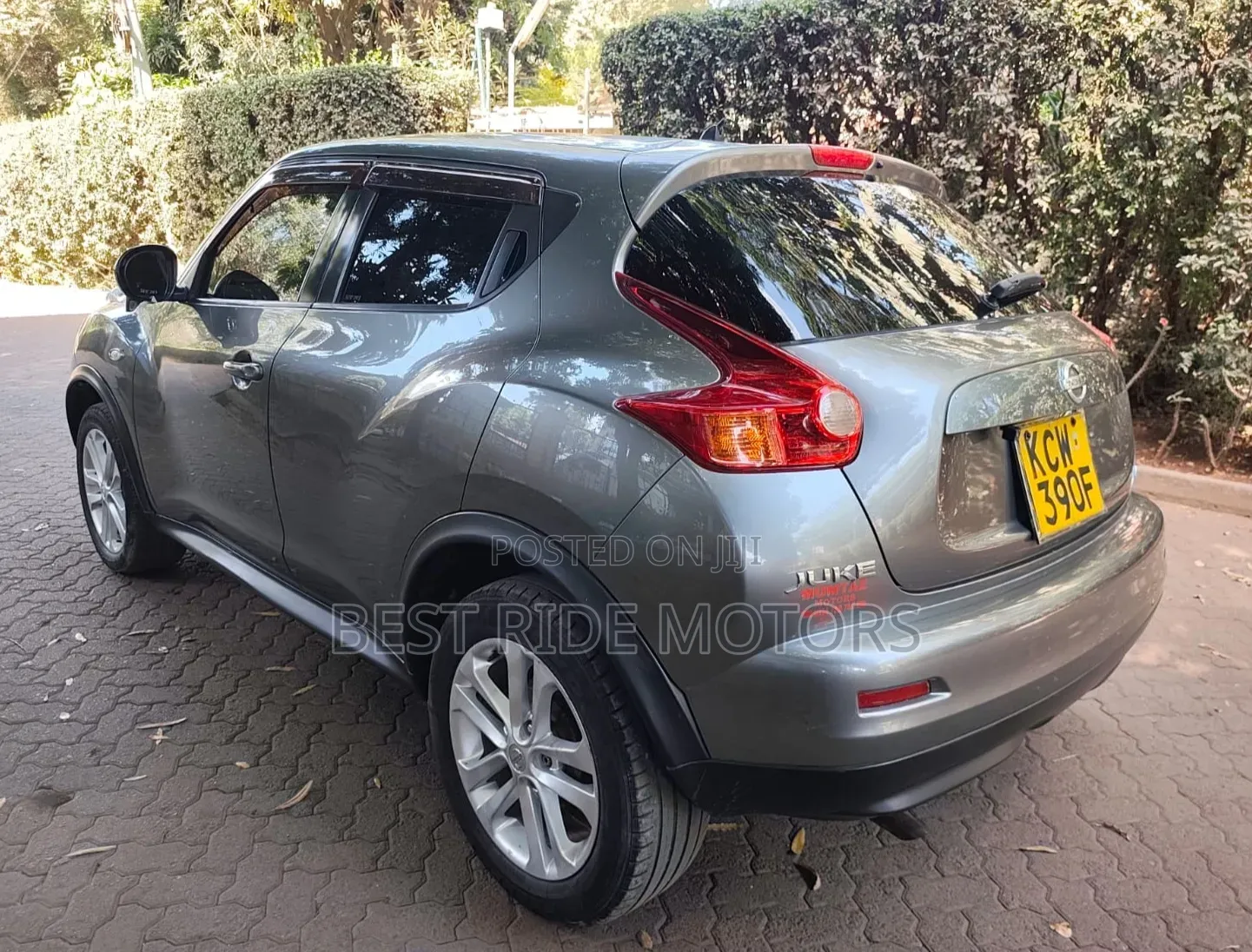 Nissan Juke 2012 Gray