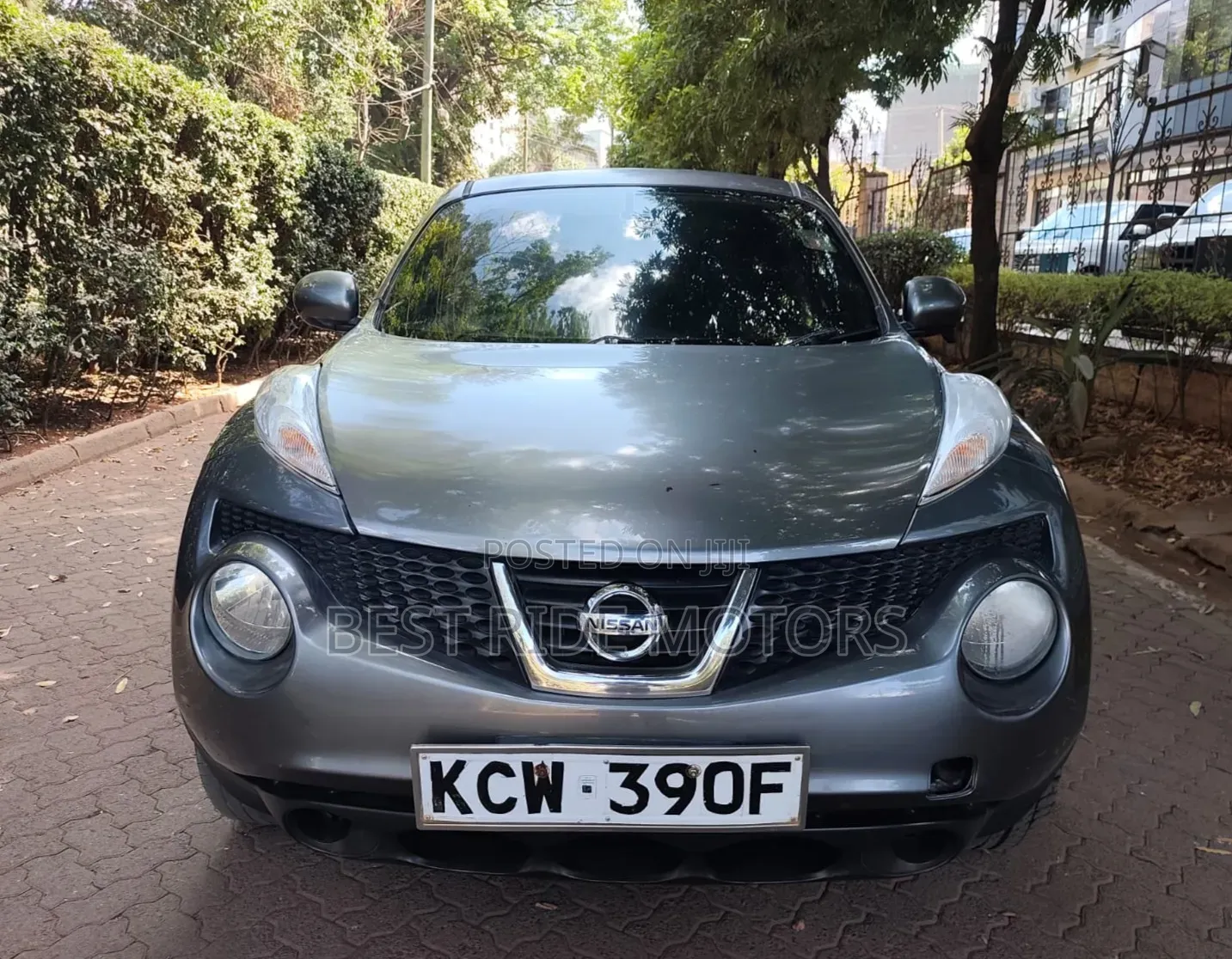 Nissan Juke 2012 Gray