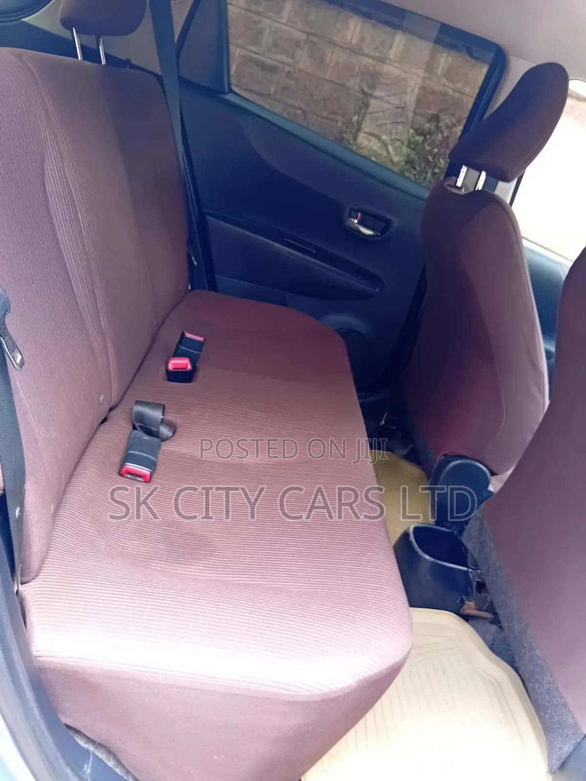 Toyota Vitz 1.3 FWD 5dr 2010 Blue
