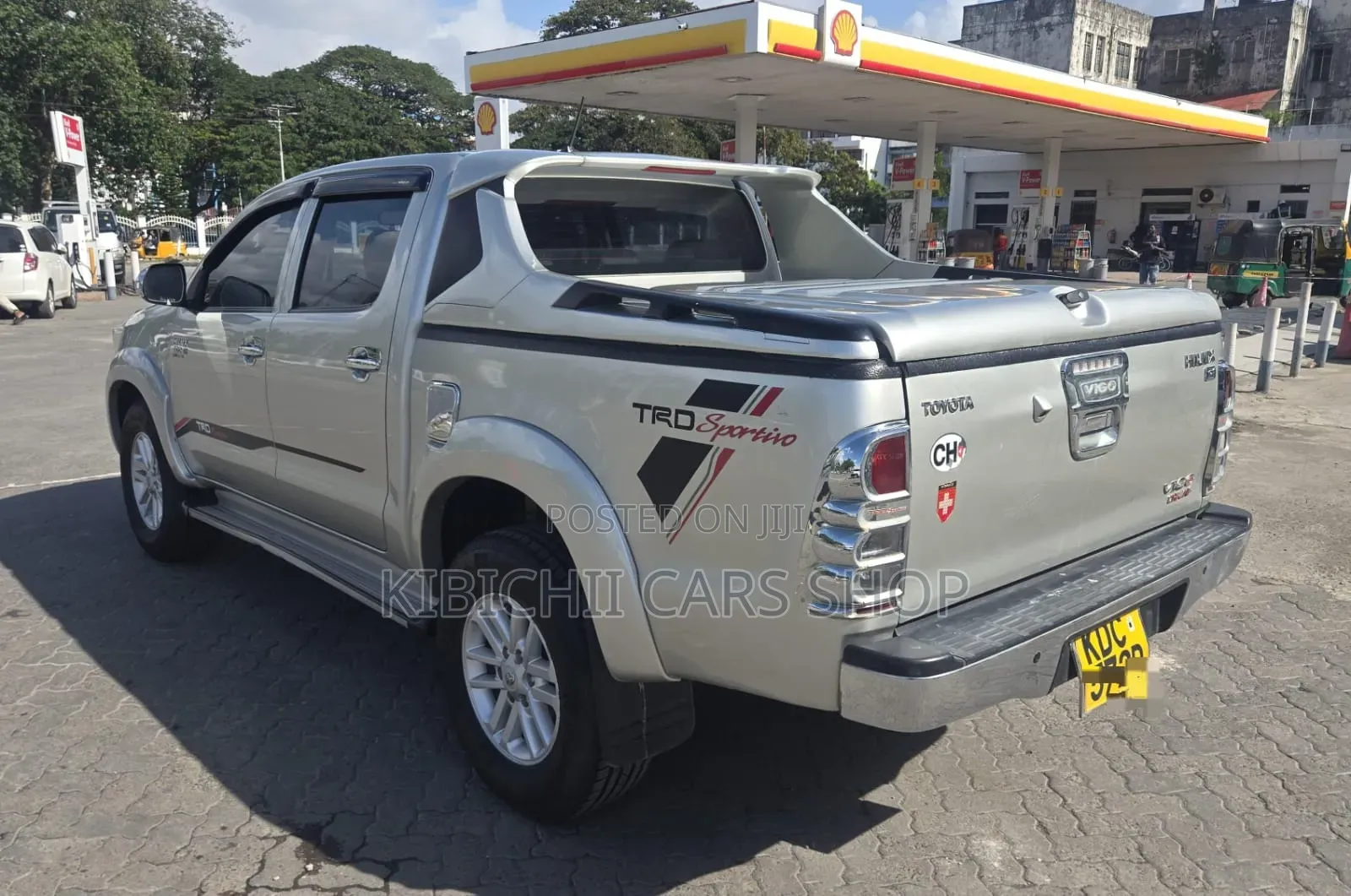Toyota Hilux 2015 Silver