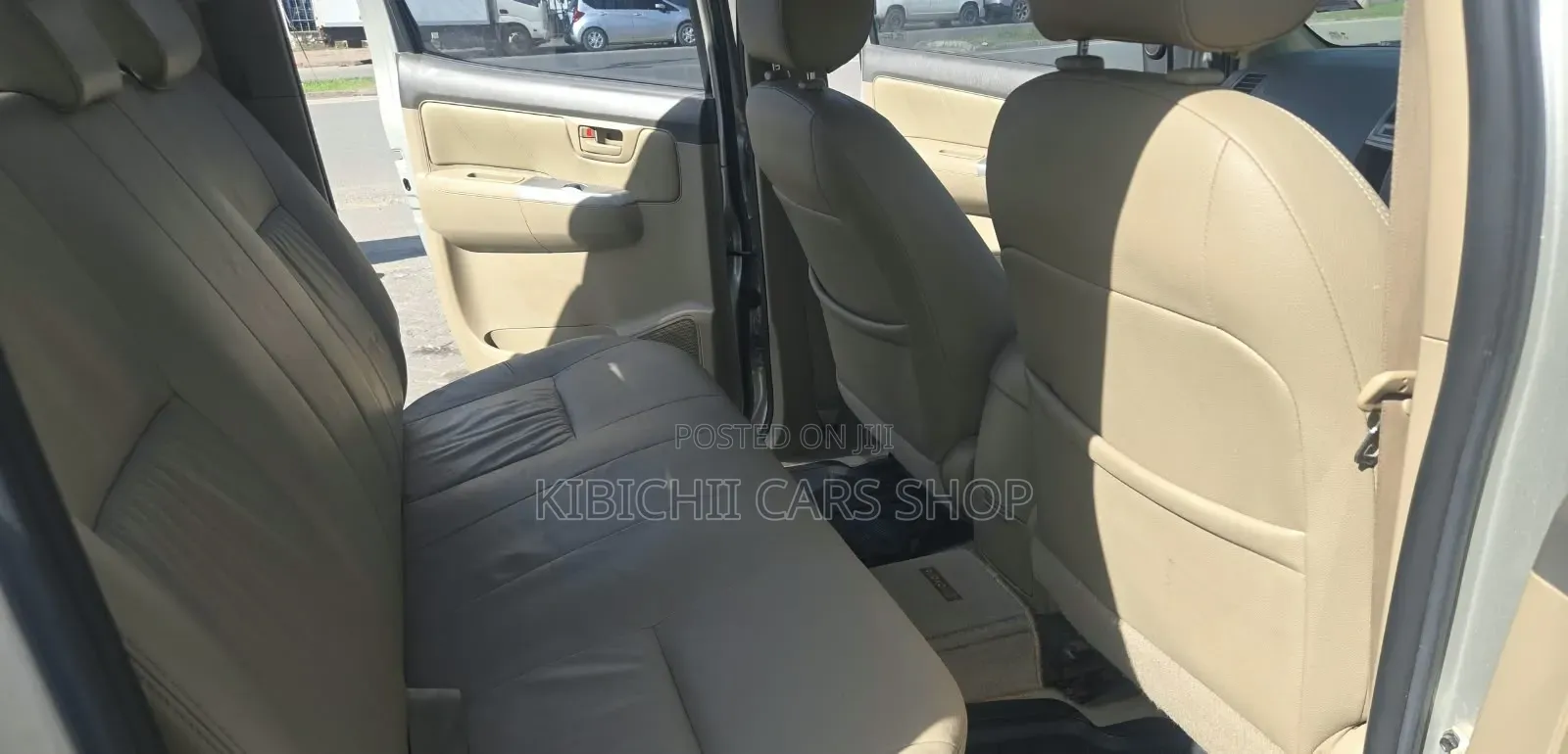 Toyota Hilux 2015 Silver