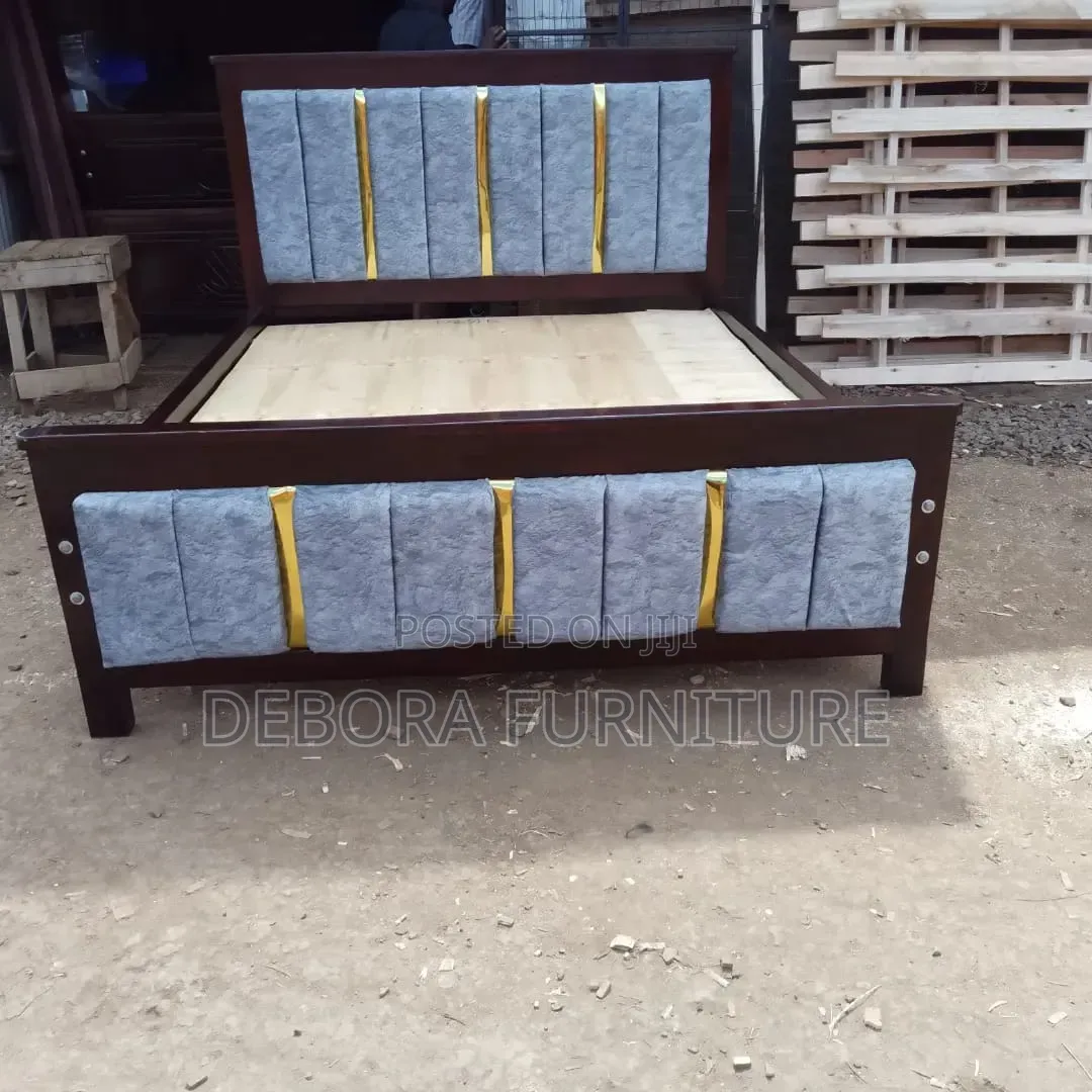 The 5*6 Majestic Mahogany Velvet Bed