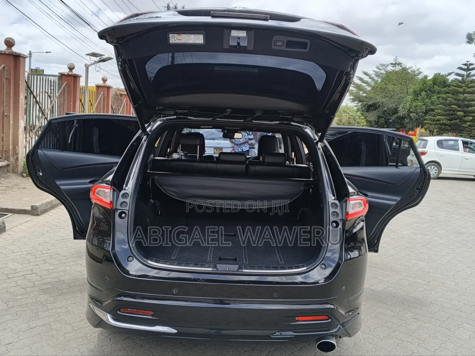 Toyota Harrier 2018 Black